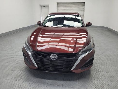 Used 2023 Nissan Altima 2.5 SV image 15