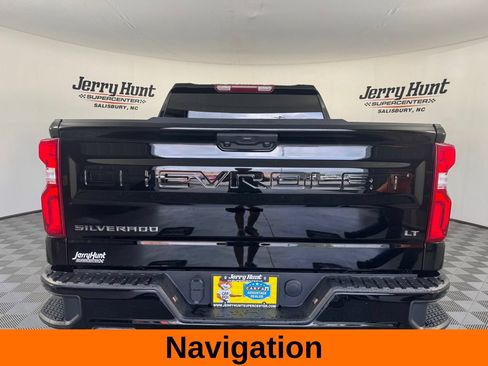 Used 2024 Chevrolet Silverado 1500 LT Trail Boss AWD/4WD image 9