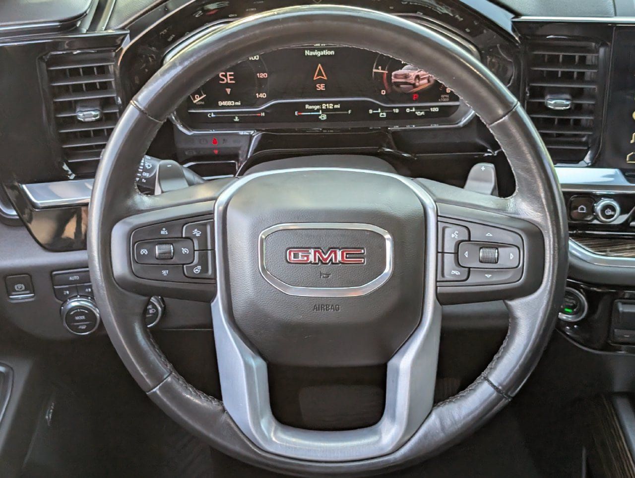 Used 2022 GMC Sierra 1500 Elevation w/ Elevation Premium Package AWD/4WD image 11
