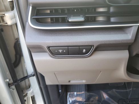 New 2026 Kia Carnival EX image 29