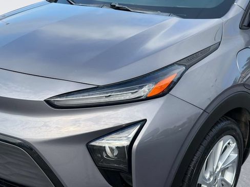Used 2022 Chevrolet Bolt EUV LT w/ Driver Confidence Package FWD image 9