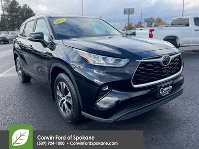 Used 2023 Toyota Highlander XLE