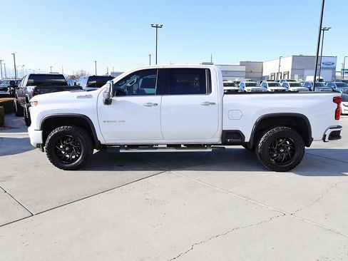 Used 2020 Chevrolet Silverado 3500 High Country w/ Z71 Off-Road Package image 3