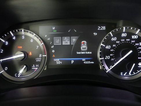 Used 2022 Toyota Highlander XLE image 41