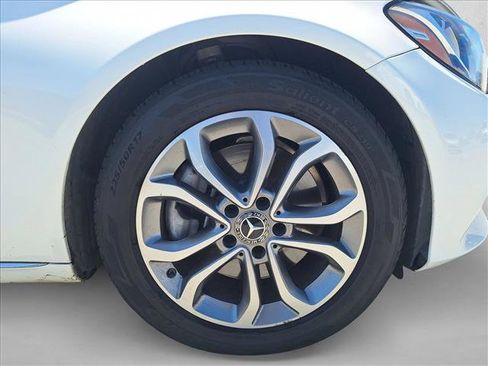 Used 2018 Mercedes-Benz C 300 Sedan image 20