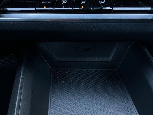 Used 2025 Chevrolet Equinox LT image 22