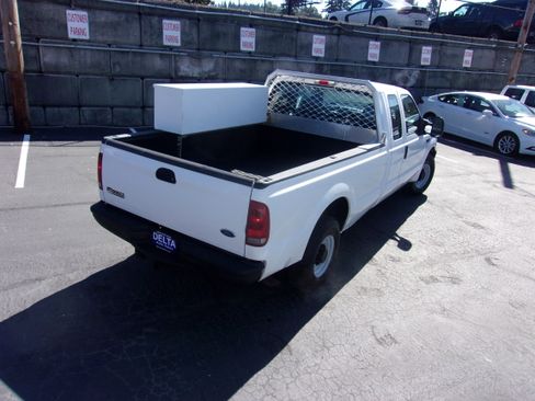 Used 2004 Ford F250 2WD SuperCab Super Duty image 8
