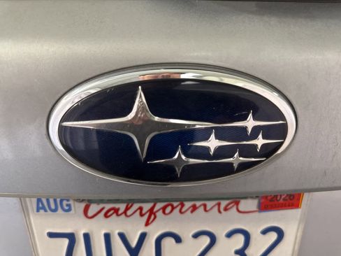 Used 2017 Subaru Forester 2.5i Premium image 12