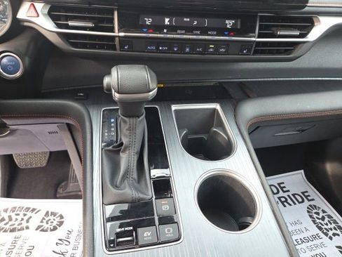 Used 2023 Toyota Sienna XSE w/ XSE Plus Package image 25