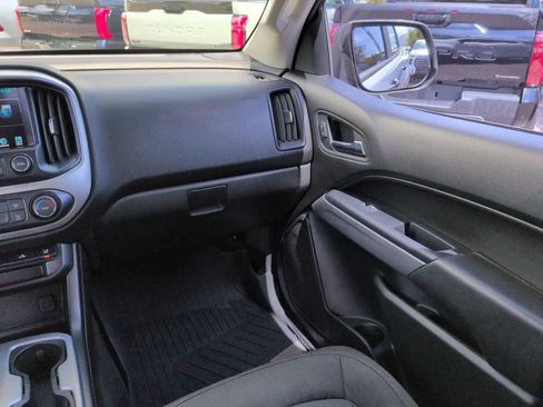 Used 2018 Chevrolet Colorado LT w/ Redline Special Edition RWD image 16