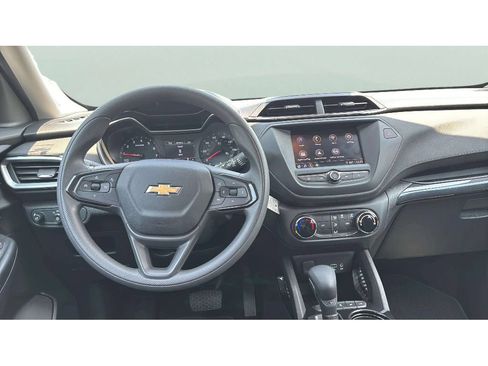 Used 2021 Chevrolet TrailBlazer LS AWD/4WD image 12