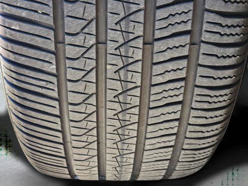 Certified 2025 Mercedes-Benz GLS 450 4MATIC image 34