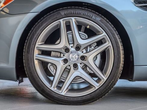 Used 2012 Mercedes-Benz SLK 250 image 19