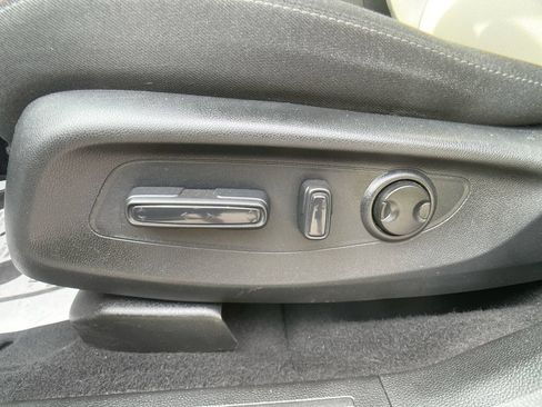 Used 2024 Honda CR-V EX image 13