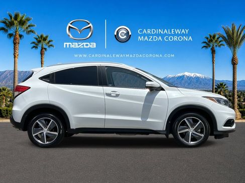 Used 2022 Honda HR-V EX image 2
