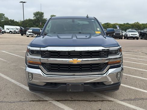Used 2016 Chevrolet Silverado 1500 LT w/ All Star Edition AWD/4WD image 9