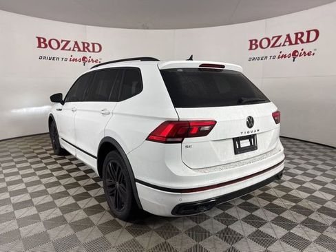 Used 2022 Volkswagen Tiguan SE R-Line image 6