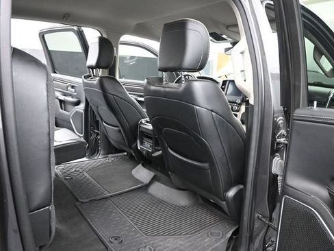 Used 2022 RAM 1500 Laramie AWD/4WD image 20