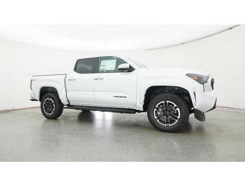 New 2025 Toyota Tacoma TRD Sport image 28