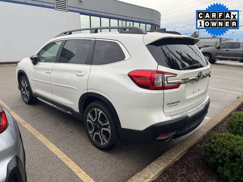 Used 2025 Subaru Ascent Limited AWD/4WD image 3