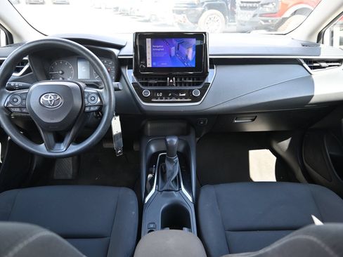 Used 2023 Toyota Corolla LE FWD image 6