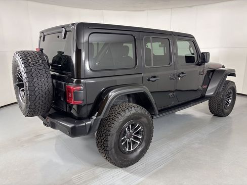 Used 2024 Jeep Wrangler Unlimited Rubicon image 8