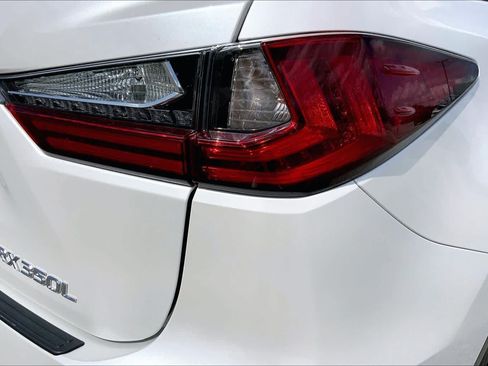 Used 2021 Lexus RX 350L FWD w/ Premium Package image 30