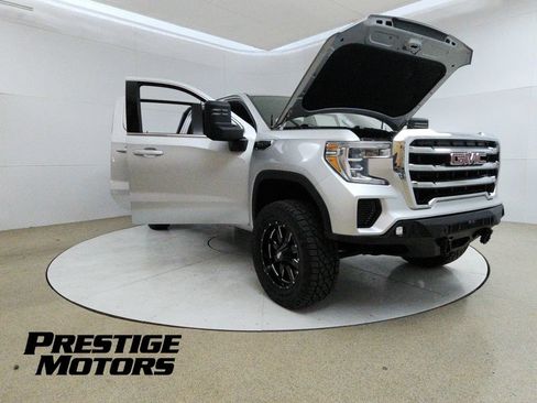 Used 2019 GMC Sierra 1500 SLE w/ Preferred Package AWD/4WD image 9