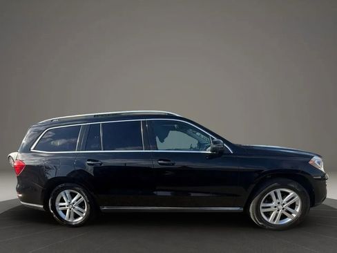 Used 2016 Mercedes-Benz GL 450 4MATIC image 4