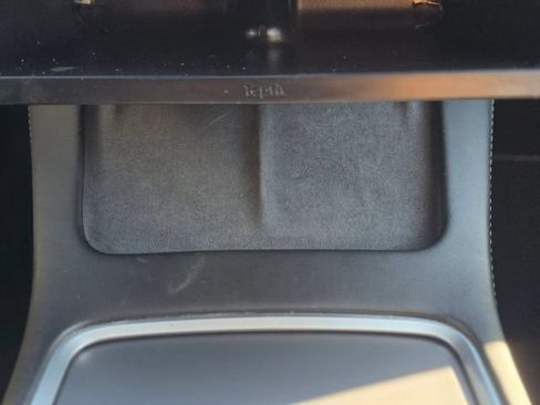 Used 2023 Tesla Model Y Long Range AWD/4WD image 22