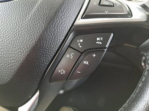 Certified 2024 Ford Edge SEL image 18