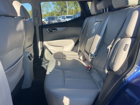 Used 2020 Nissan Rogue Sport SL w/ Premium Package image 13