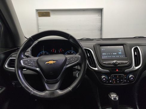 Used 2018 Chevrolet Equinox LT FWD image 22