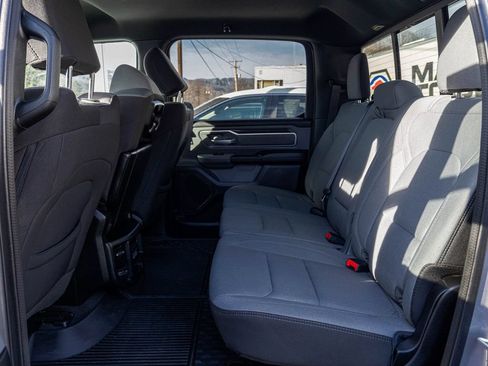 Used 2022 RAM 1500 Big Horn AWD/4WD image 30