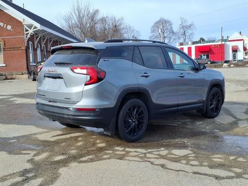 Used 2023 GMC Terrain SLT w/ Elevation Edition image 5