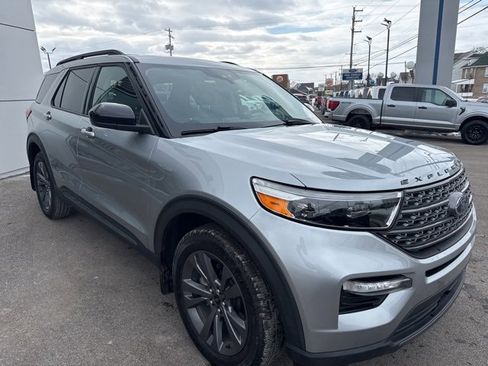 Certified 2023 Ford Explorer XLT w/ Equipment Group 202A image 4