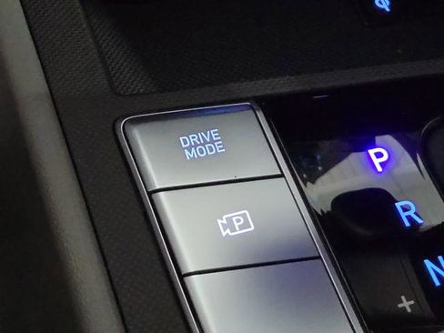 New 2026 Hyundai Elantra Sport image 27