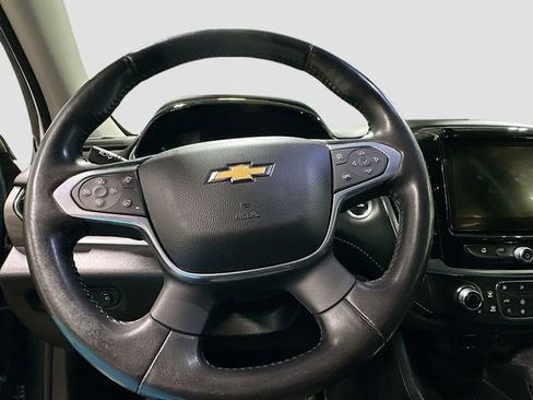 Used 2021 Chevrolet Traverse LT w/ LPO, Blackout Package AWD/4WD image 13