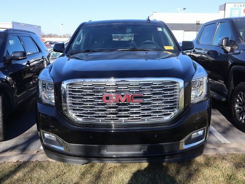 Certified 2020 GMC Yukon XL Denali w/ Denali Premium Package image 2