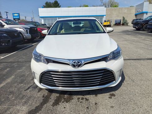 Used 2016 Toyota Avalon Limited FWD image 2