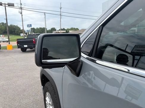 Used 2024 GMC Sierra 1500 Denali w/ Technology Package AWD/4WD image 42