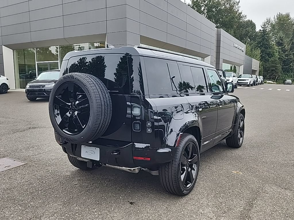 New 2026 Land Rover Defender 110 X-Dynamic SE AWD/4WD image 5