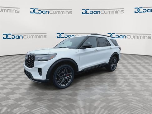 New 2026 Ford Explorer ST-Line w/ ST-Line Street Pack image 5