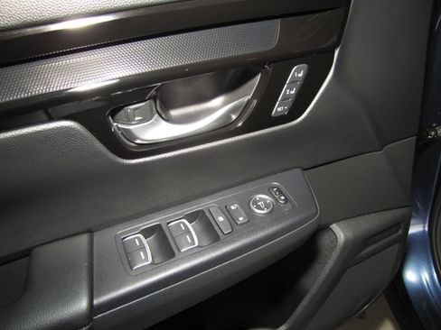 Certified 2023 Honda CR-V EX-L image 11