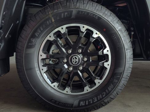 New 2025 Toyota Tundra SR5 AWD/4WD image 4