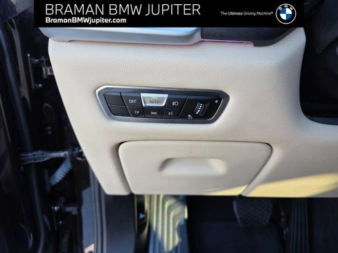 Certified 2022 BMW X5 sDrive40i image 27