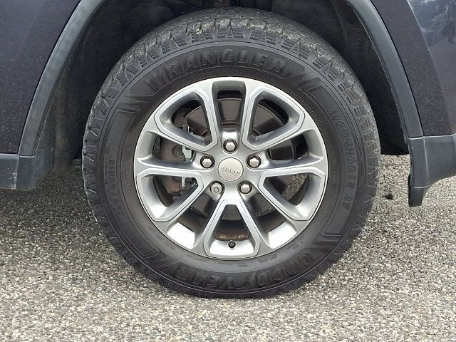 Used 2015 Jeep Grand Cherokee Limited AWD/4WD image 27