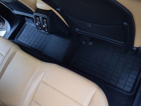 Used 2020 Volvo XC40 T5 Momentum w/ Protection Package Premier image 51