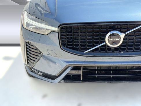 Used 2023 Volvo XC60 B5 Plus w/ Climate Package FWD image 28