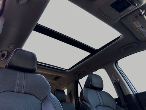 Used 2025 Honda Pilot Elite image 20